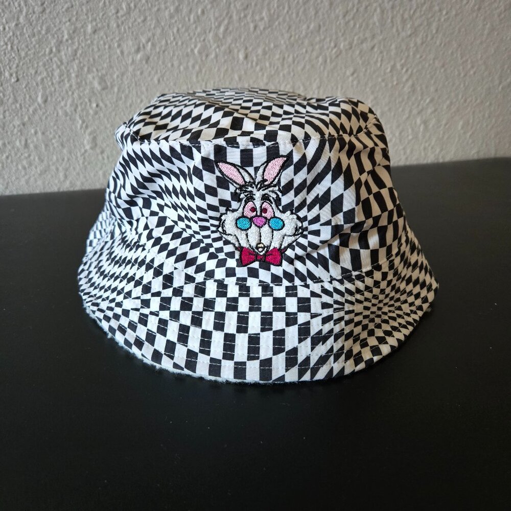Disney Alice In Wonderland White Rabbit Bucket Hat